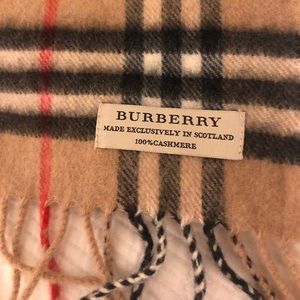 Burberry cashmere scarf